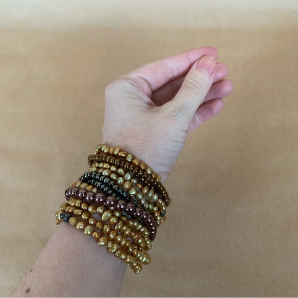 Pearl Bracelet Stack Set - Picture 3 of 3